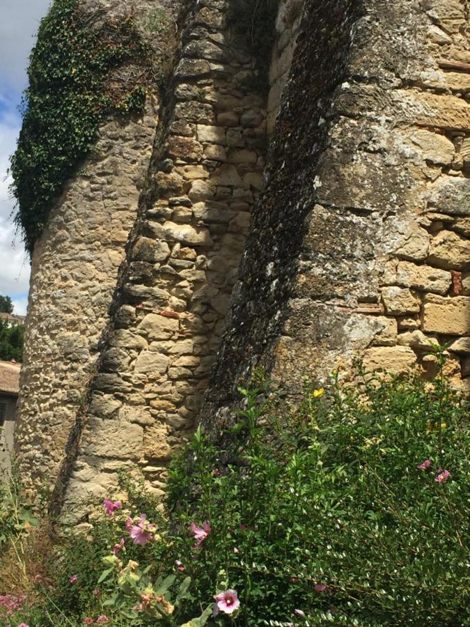 Chambres D'Hotes Art Et Remparts La Reole Bagian luar foto